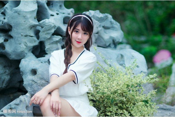 Do you want to call a river Xiao and Bao Zi? The discussion was rebuffed by Jing Zhi. What's the point? I changed the subject when I was afraid to ask her something.